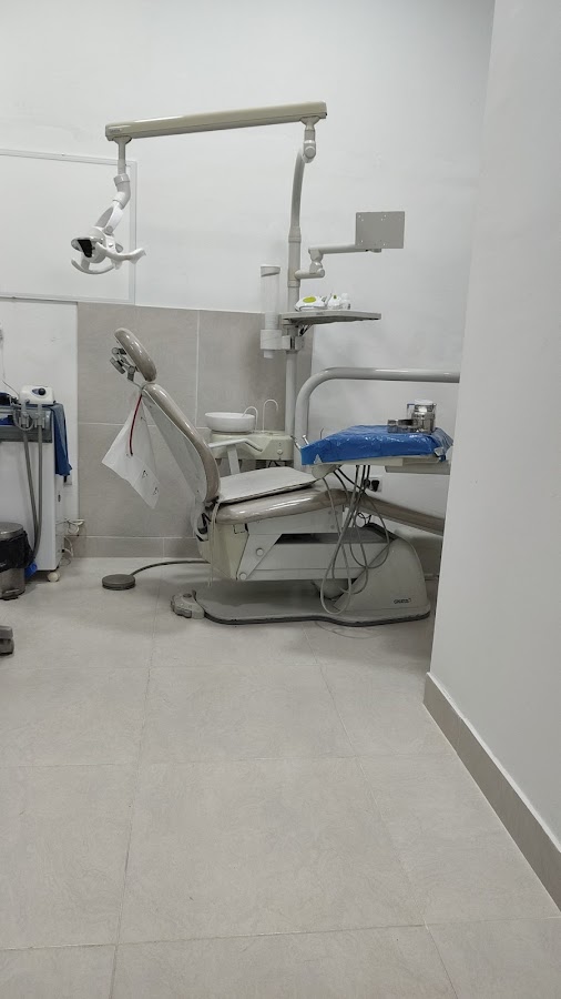 Sillón dental del consultorio de la Dra. Anai Limachi